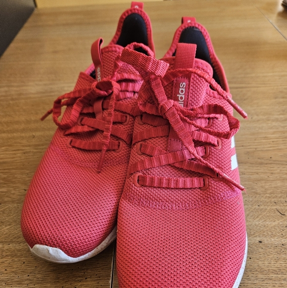 Adidas Scarlet Red Leisure Shoes - Picture 2 of 4